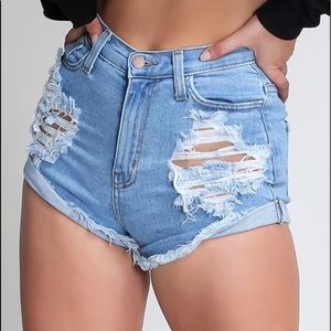 NWT Medium Stone Distressed Booty Shorts